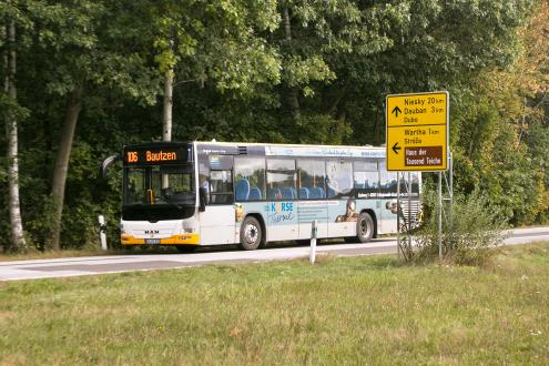 Buslinie 106 (Foto: Bodo Hering)
